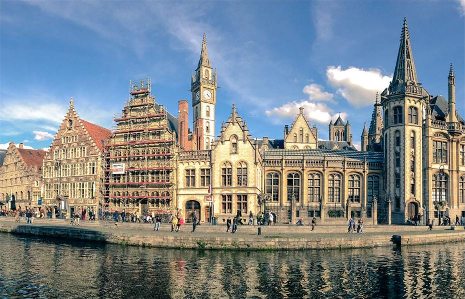 Фото старого города Фландрия Бельгия