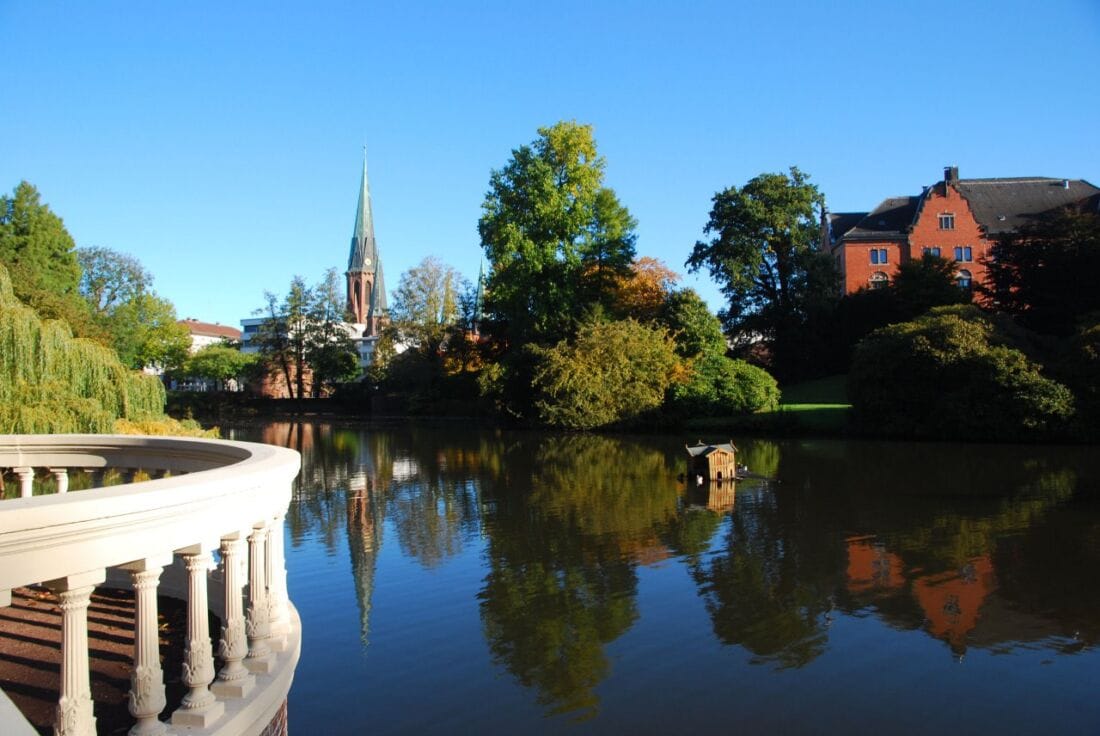 Фото озера города Ольденбург Германия