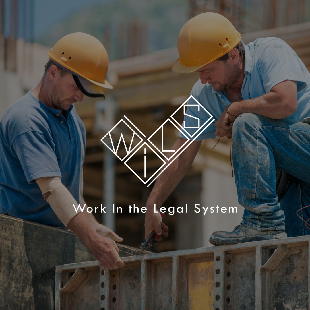 Бетонщик арматурщик на строительстве в Финляндии Пирканмаа рабочий с арматурой